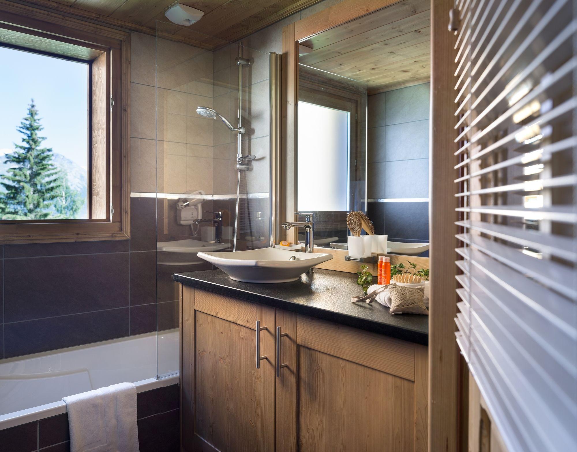 Cgh Residence Boutique Les Chalets De Layssia Samoëns Екстериор снимка